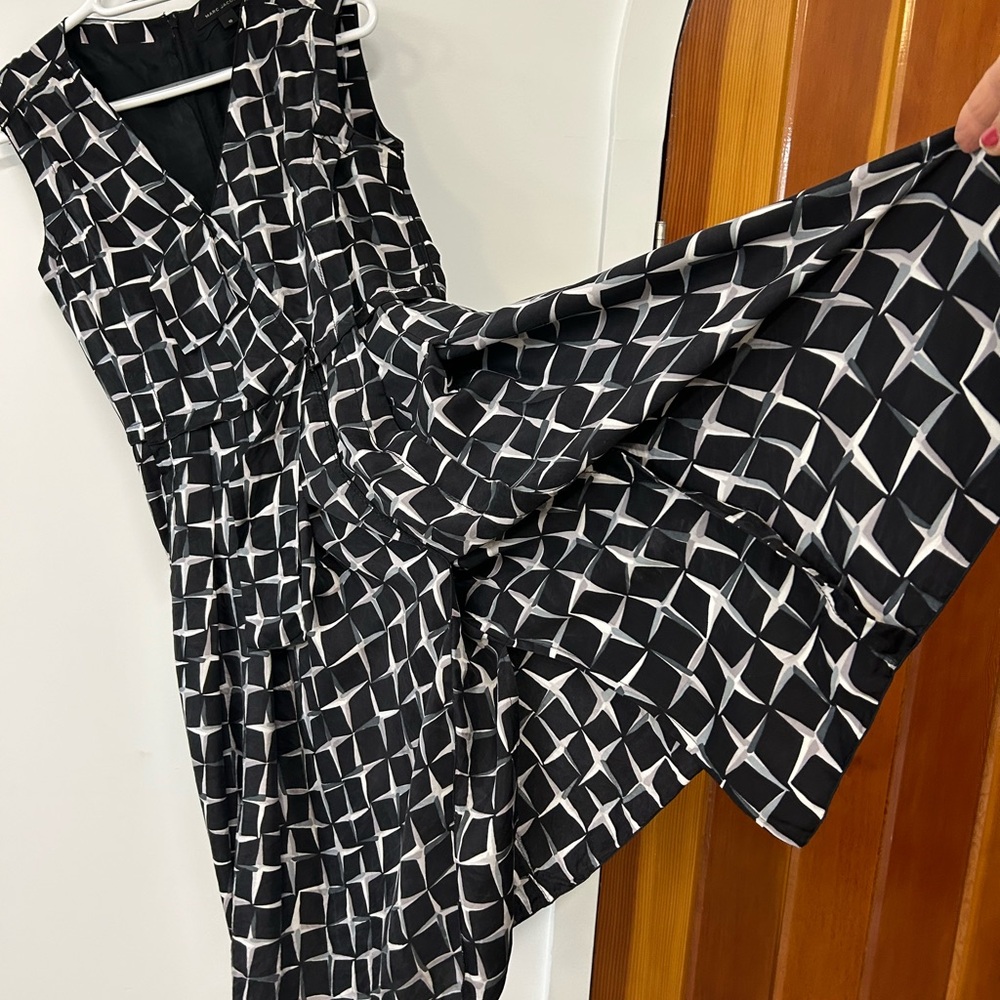 Elegant Black and White Geometric Dress